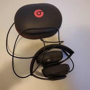 Beats by Dre Studio 2